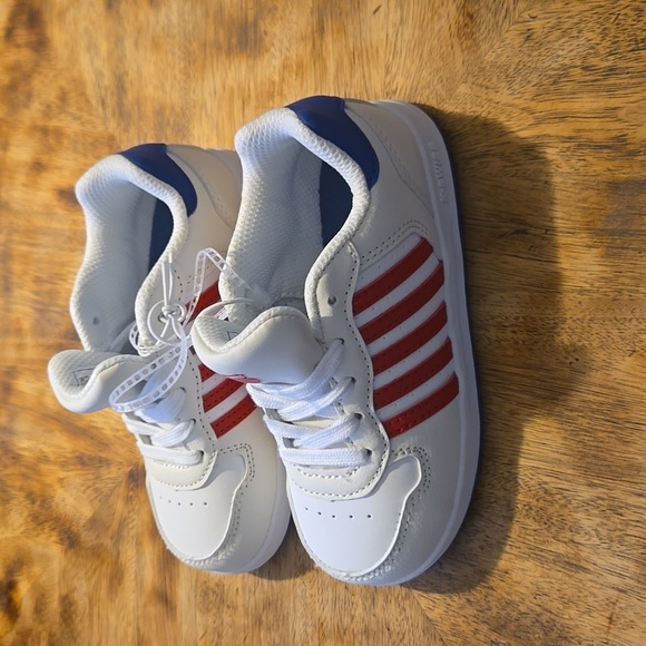 K-Swiss Sneakers for Kids in Size 10 Toddler - Picture 2 of 6